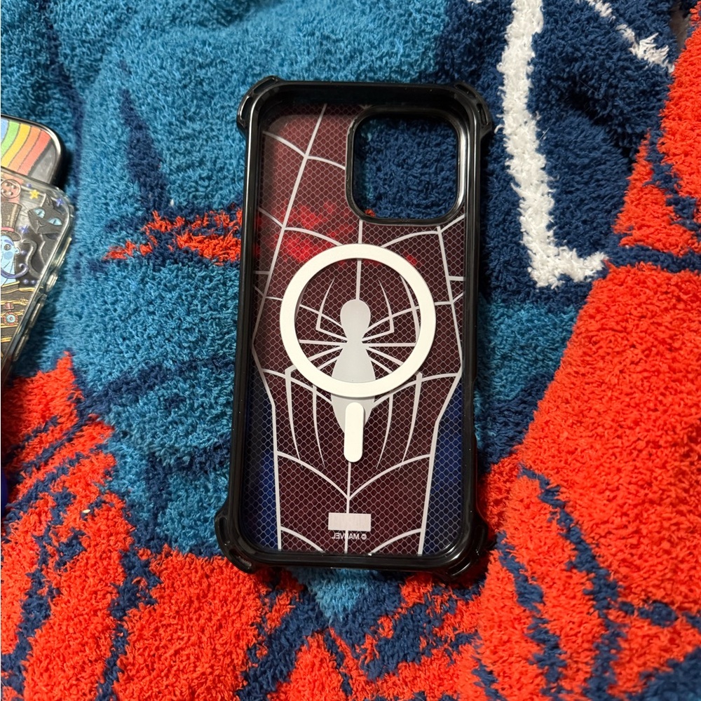 Marvel Spider-Man Phone Case - Red and Black - Iphone 16 pro max - Picture 2 of 2